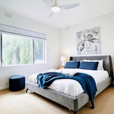In Between City Sea & Airport - 2Br Vacation Home Plympton ภายนอก รูปภาพ